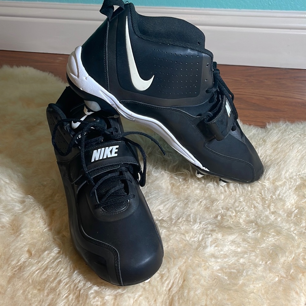 Nike Football Cleats Team Code Size 16